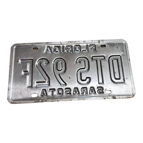 Vintage 1990 Florida Sarasota County License Plate Original Tag DTS 92F Man Cave - Picture 2 of 3